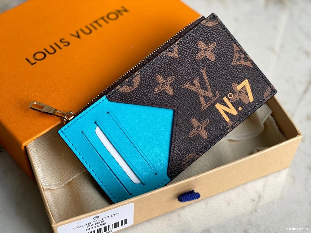 AAA Replica Ru VUITTON HOLDER CC LOUIS 0712
